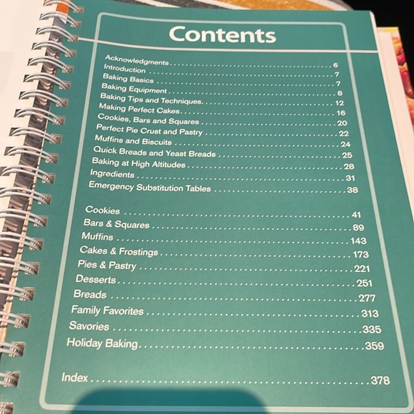 Robin Hood cookbook binder - Baking - Over 250 recipes from Baking Festival & .. - Picture 3 of 6